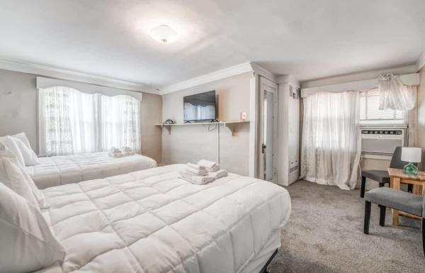 På billedet ses objektet Near Shopping & Dining- Magic in Midtown- Unit A beliggende i byen Memphis.