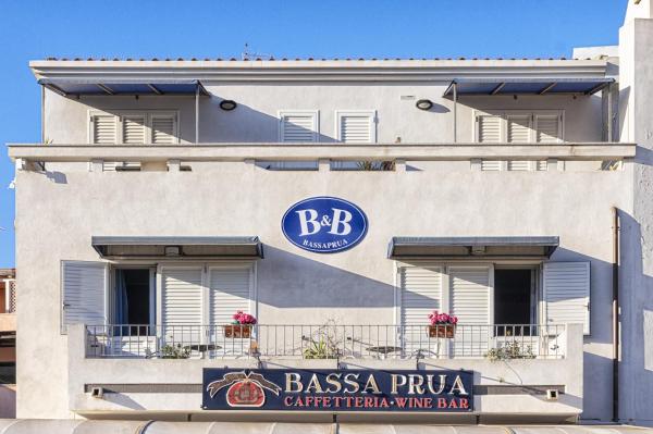 照片显示了位于Palau市的Bassa Prua物件。