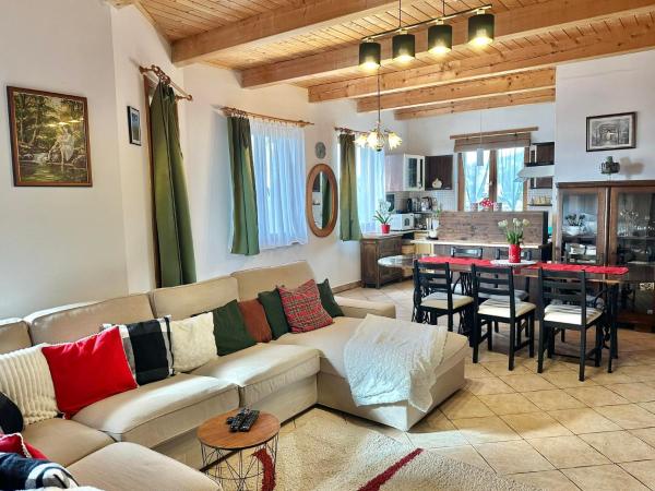 A la foto es mostra l'objecte Green Cottage Fonyód situat a la ciutat de Fonyód.