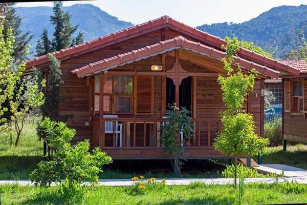 Auf dem Foto ist das Objekt Cirali La Maison Hotel in der Stadt Kemer zu sehen.