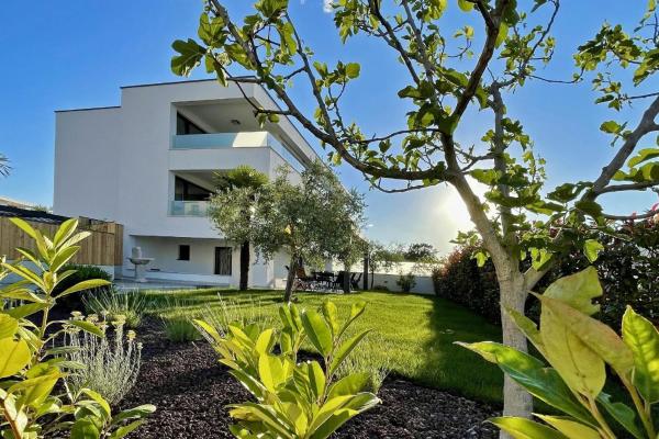 La photo montre l'objet Ferienwohnung für 6 Personen ca 78 qm in Zidarići, Kvarner Bucht Krk situé dans la ville de Vantačići.