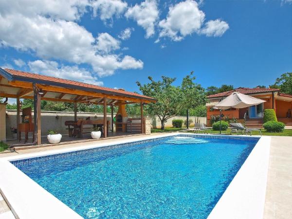 A la foto es mostra l'objecte Ferienhaus mit Privatpool für 6 Personen ca 70 qm in Pula, Istrien Istrische Riviera situat a la ciutat de Pula.