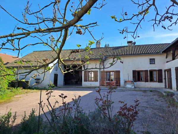A la foto es mostra l'objecte La Jolytine - Maison Familiale en Campagne situat a la ciutat de Préty.
