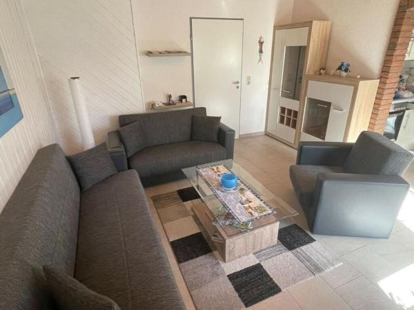 Na zdjęciu widoczny jest obiekt Holiday home Gomann Comfortable holiday residence położony w mieście Neßmersiel.