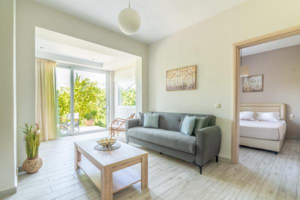 På billedet ses objektet The Holiday House 1 beliggende i byen Kavrokhórion.