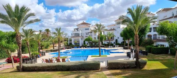 A la foto es mostra l'objecte Elegant apartment with stunning pool views at La Torre Golf- MO2412LT situat a la ciutat de Torre-Pacheco.