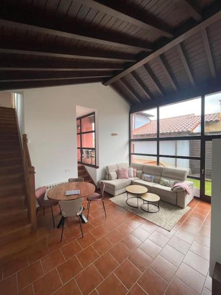 Nella foto è visibile l'oggetto Villa Giraldillo situato nella città di San Juan.