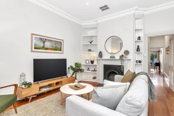 A la foto es mostra l'objecte 'The Cosy Corner' Classic Haven with Modern Comforts situat a la ciutat de Adelaide.