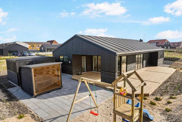 Newly Built Luxury Holiday Home, Sensommervej 4 - Løkken