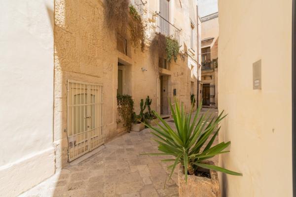 A la foto es mostra l'objecte Corte dei Condò Luxury Rooms situat a la ciutat de Lecce.