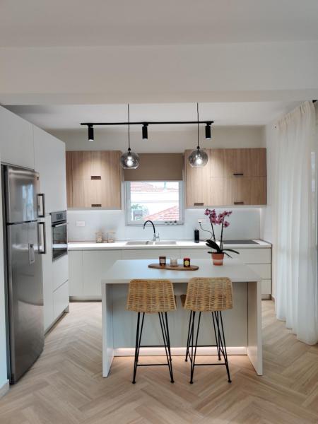 A la foto es mostra l'objecte Lavish Urban Living situat a la ciutat de Kavala.