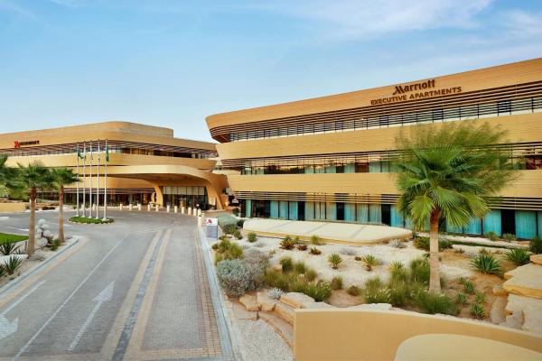 A la foto es mostra l'objecte Marriott Riyadh Diplomatic Quarter situat a la ciutat de Riad.