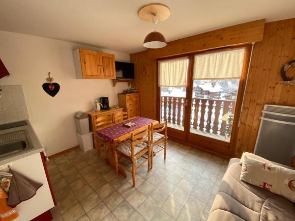A la foto es mostra l'objecte Studio agréable près du centre de Châtel avec Multi Pass été 2024 à 3€/jour/personne ! - FR-1-693-59 situat a la ciutat de Châtel.