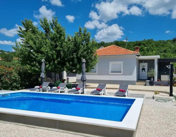照片显示了位于Šestanovac市的Family friendly house with a swimming pool Sestanovac, Zagora - 22984物件。
