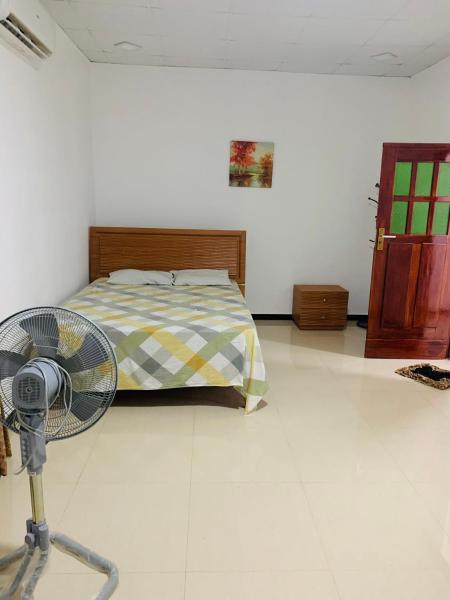 A la foto es mostra l'objecte Meenatchi illam situat a la ciutat de Trincomalee.
