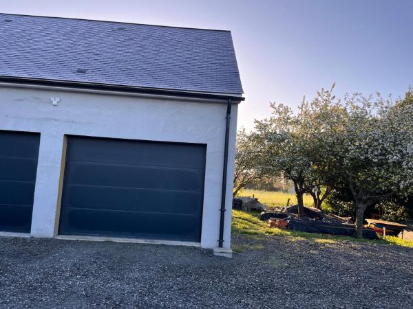 照片显示了位于Bois Gars市的Maison à proximité du circuit 24h物件。