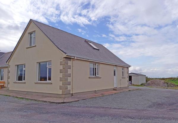 The photo shows the M038 Accony, Louisburgh located in the city of Kinnadoohy.