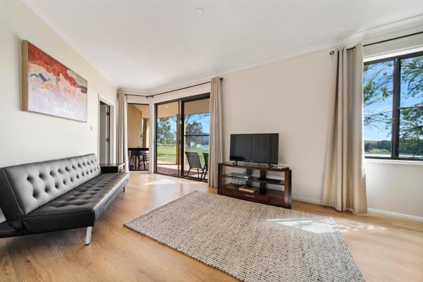 Perfectly Located Hunter Valley Villa - Pokolbin