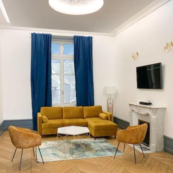 A la foto es mostra l'objecte Appartement haut standing RDC situat a la ciutat de Châteauroux.
