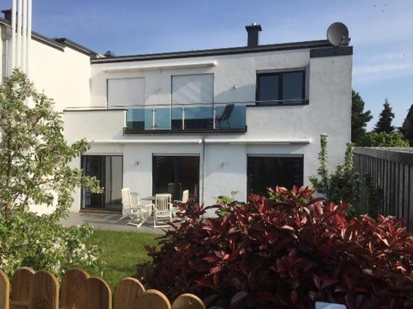 På billedet ses objektet Haus Tor zum Wattenmeer Whg 1 EG, Edo-Wiemken-Str 53, 78 qm beliggende i byen Dangast.