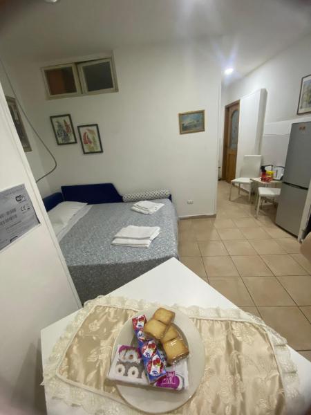 Casa Mari' centro storico vicino hotel Caracciolo, Neapel