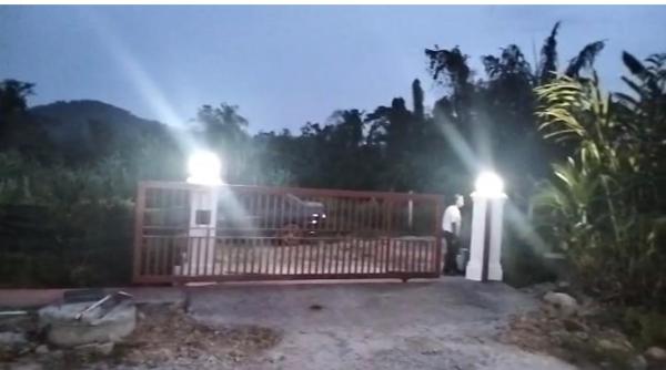 Nella foto è visibile l'oggetto home stay harith & humaira situato nella città di Lengging.