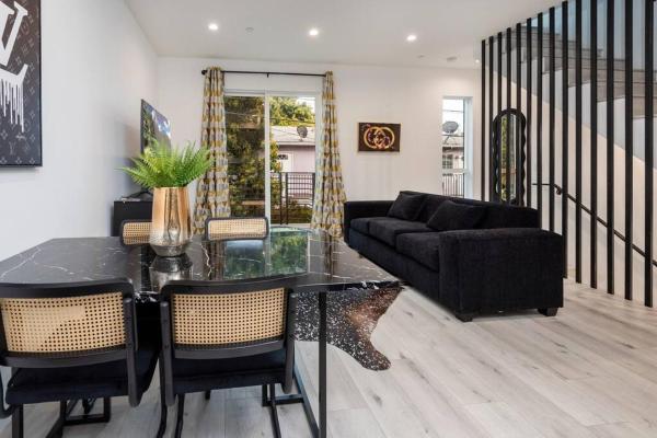 Hollywood Hills Luxury: 3br Haven, Top Amenities - California