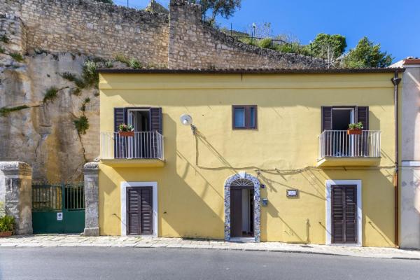 A la foto es mostra l'objecte Ibla nel Cuore situat a la ciutat de Ragusa.