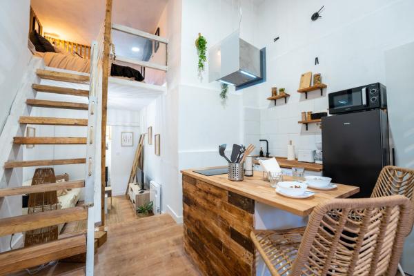 På billedet ses objektet Davila Lofts by urbanhosting beliggende i byen Santander.