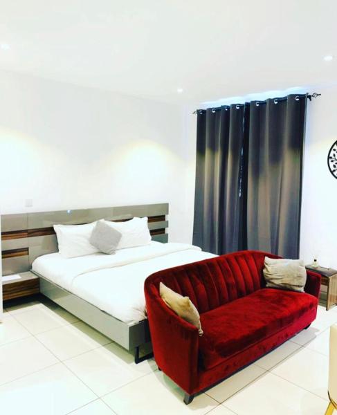 A la foto es mostra l'objecte Embassy Gardens by Comfort homes situat a la ciutat de Accra.