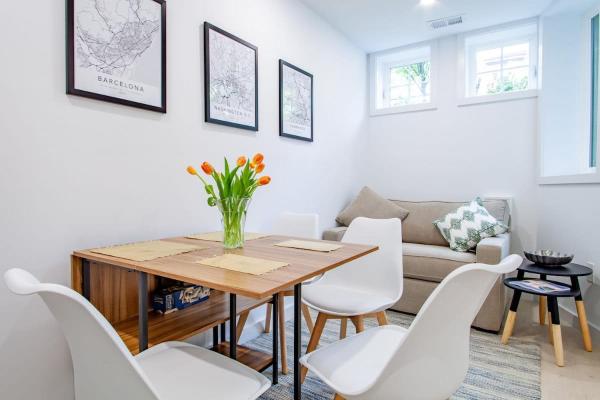 Foto 1: Bright & Cozy 1-BR Alcove in Bloomingdale