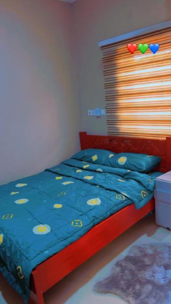 照片显示了位于Oyibi市的Oyibi Saasabi Apartment物件。