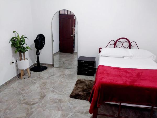 Na zdjęciu widoczny jest obiekt Habitación Cómoda en Familia położony w mieście Ibagué.