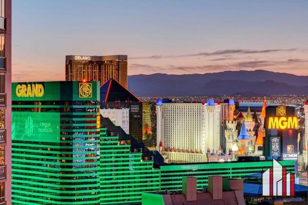 MGM Signature-28-814 1Br 2Ba F1 Pits View Balcony, Las Vegas