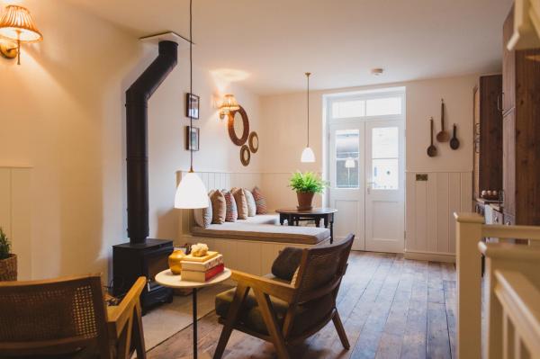 A la foto es mostra l'objecte Buckingham Mews_Stone Cottage 4 situat a la ciutat de Broadstairs.
