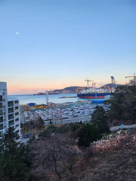 A la foto es mostra l'objecte house for rest situat a la ciutat de Geoje.