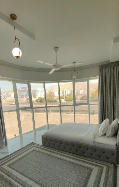Lovely 2BR in Heart of Downtown., Maskat