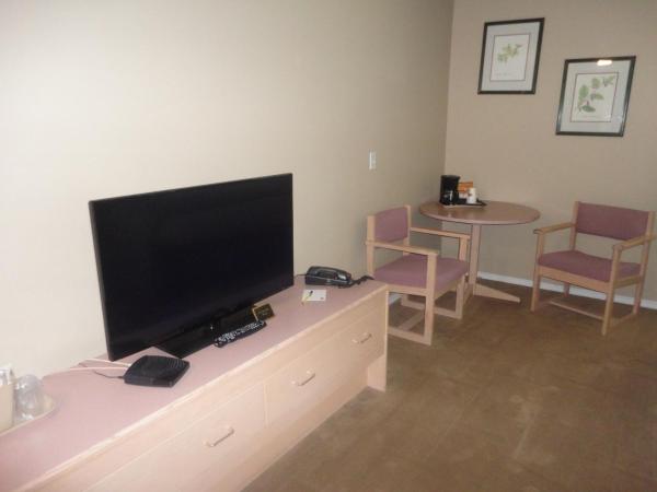 Super 8 by Wyndham West Kelowna BCの写真9