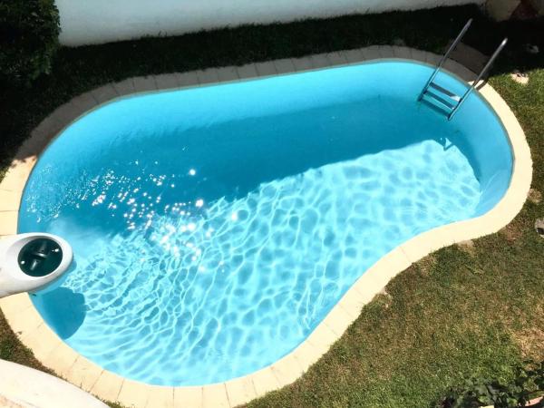Elegant villa in Dar Bouazza with year-round private pool, Dar Bouazza