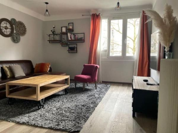 A la foto es mostra l'objecte Cosy appartement proche de Paris situat a la ciutat de Le Raincy.