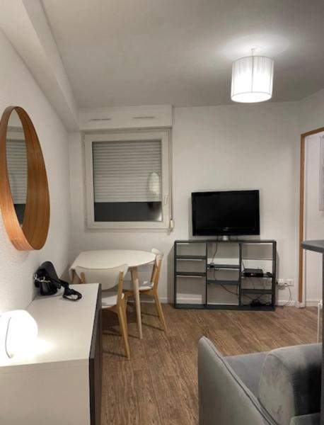 På billedet ses objektet Cosy Studio 16m2 beliggende i byen Lyon.