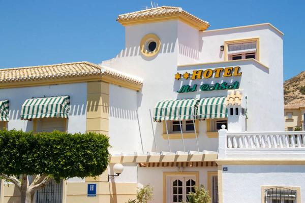 På bilden syns objektet Hotel Mi Casa som ligger i staden Antas.
