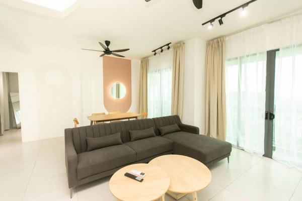 På billedet ses objektet Top floor Seaview pent house 3BR 10pax beliggende i byen Perai.