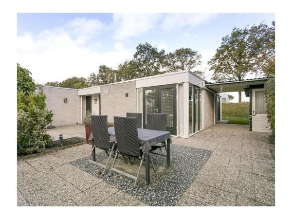 A la foto es mostra l'objecte Huijsmans Verhuur Type B Deluxe Deltageul 12 situat a la ciutat de Ouddorp.