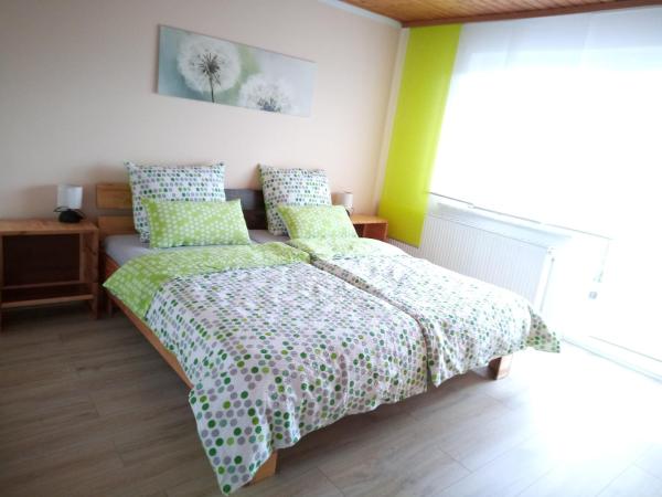 Na fotografii je vidět objekt Ferienwohnung Rackl nacházející se ve městě Arnschwang.
