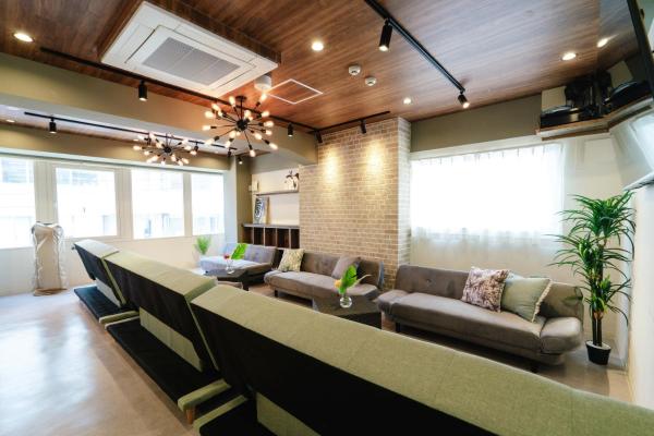 Na fotografii je vidět objekt LN15 RICCA 三宮5分! 屋上バーベキュー可能!キッチン付パーティ向コンド roof top BBQ nacházející se ve městě Kóbe.