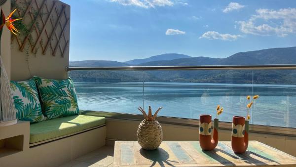 Beach House In Itea-delphi - Greece