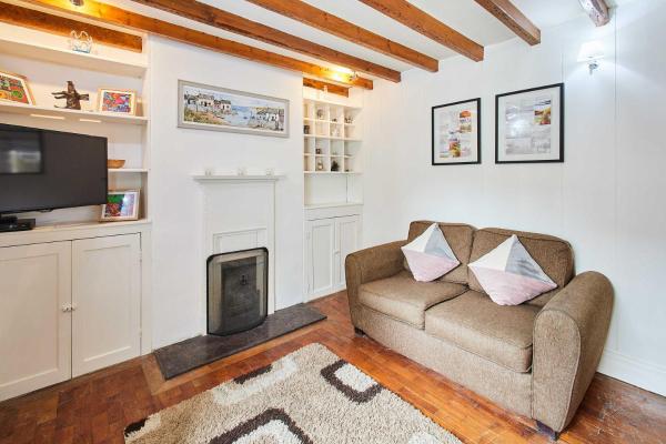 På billedet ses objektet Host & Stay - Trefor Cottage beliggende i byen Trefor.