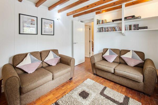 Zdjęcie 2: Host & Stay - Trefor Cottage