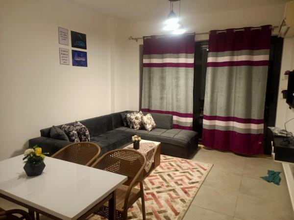 Nella foto è visibile l'oggetto Madinaty B8 smart living situato nella città di Il Cairo.